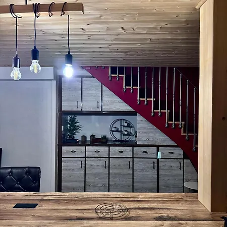 Charmante Maison De Bourg, Dans Les Hauteurs Auvergnate ! Tatil Evi